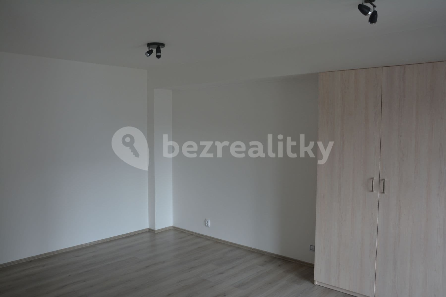 Studio flat to rent, 46 m², Stupkova, Olomouc, Olomoucký Region