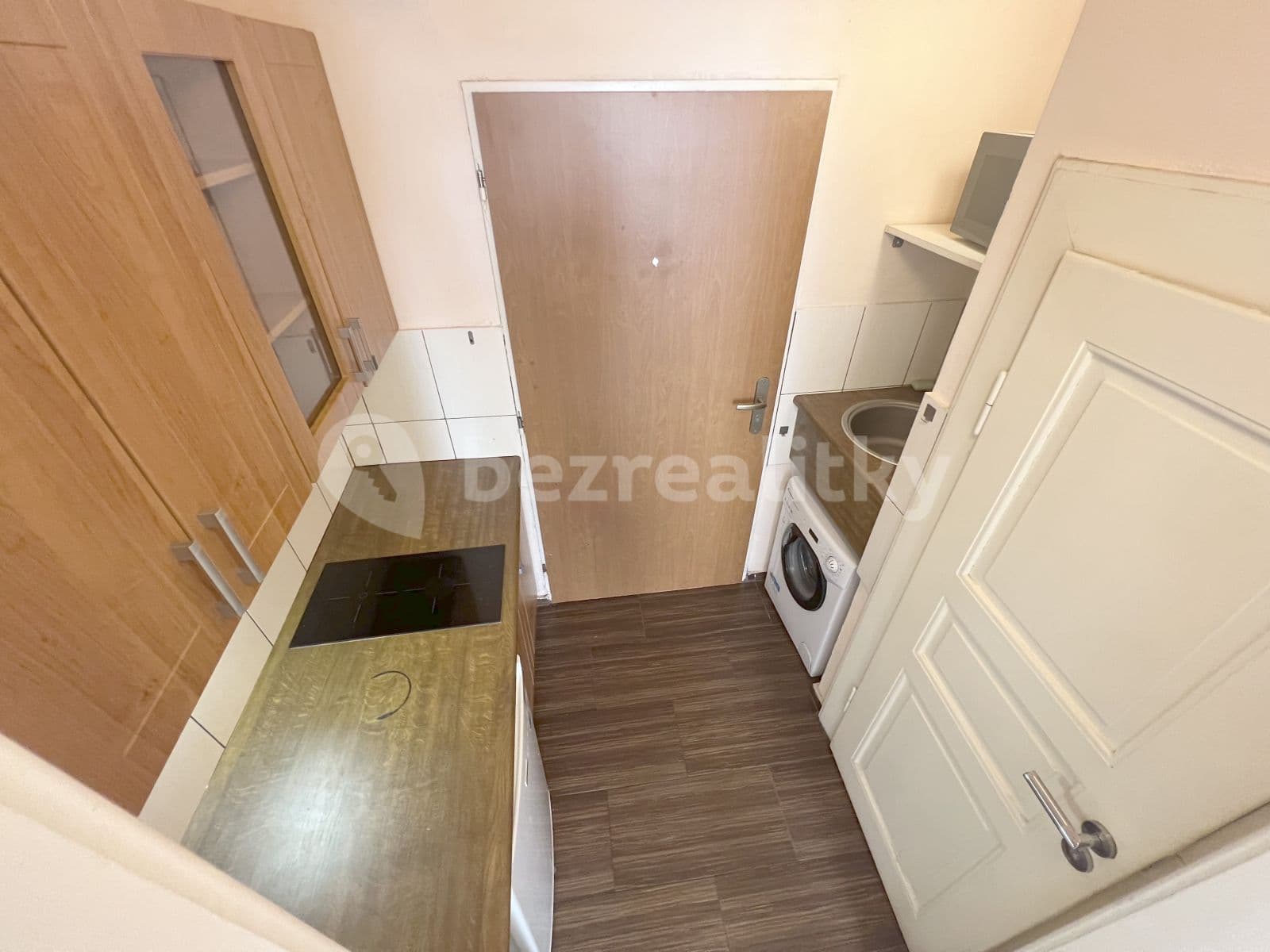 1 bedroom flat to rent, 24 m², Magistrů, Prague, Prague 1 bedroom flat to rent, 24 m², Magistrů, Prague, Prague