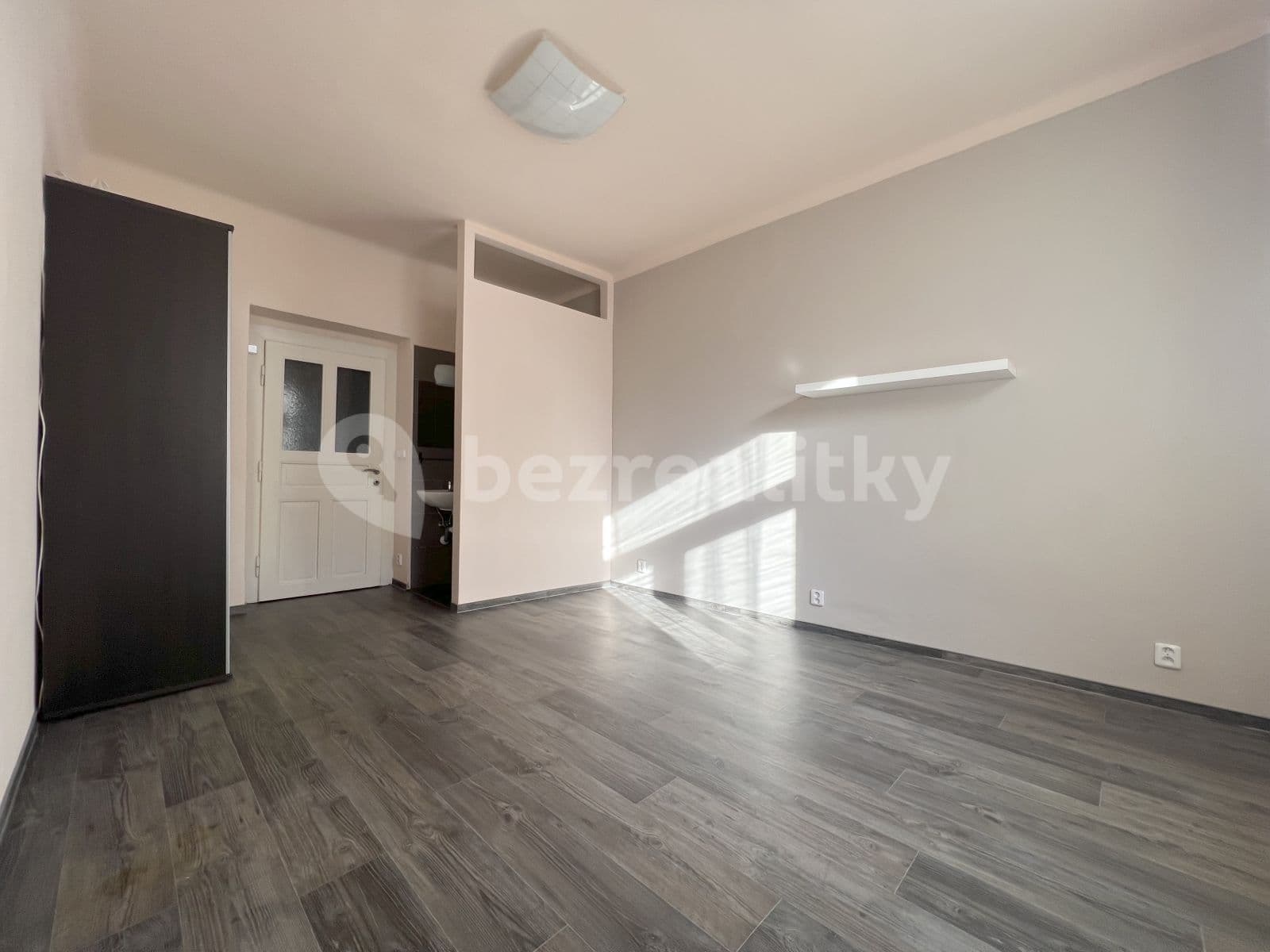 1 bedroom flat to rent, 24 m², Magistrů, Prague, Prague 1 bedroom flat to rent, 24 m², Magistrů, Prague, Prague