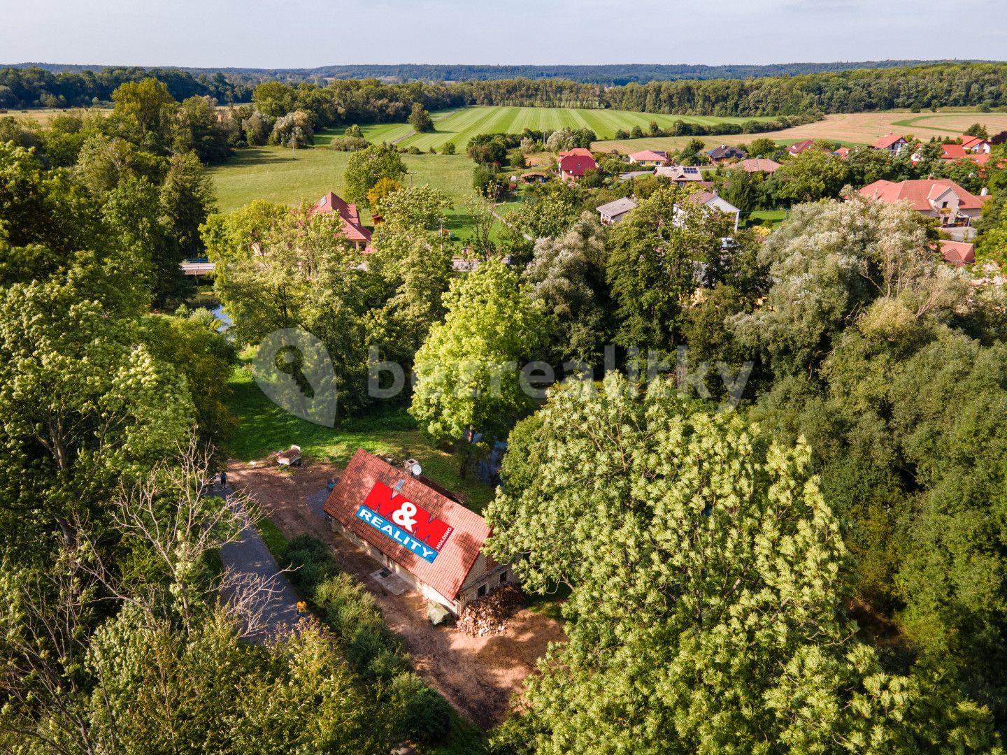 recreational property for sale, 313 m², Zámrsk, Pardubický Region