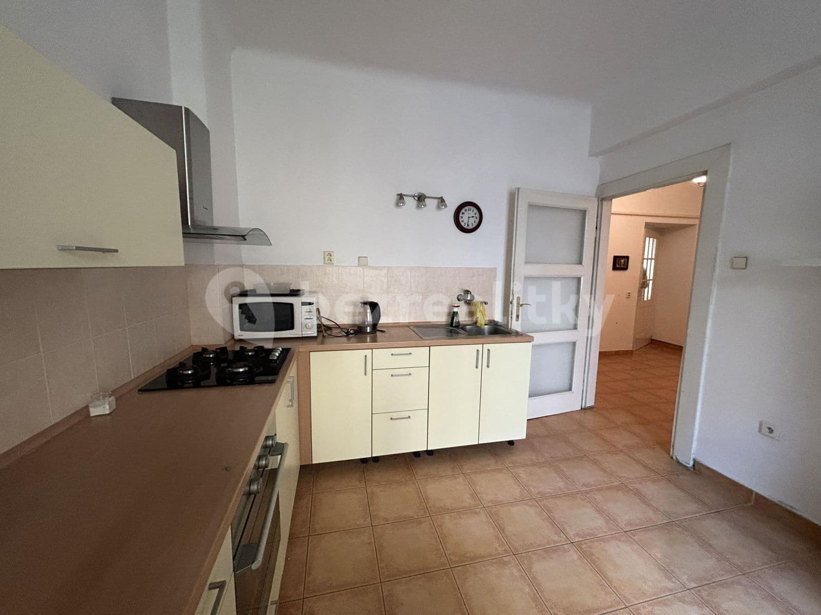 2 bedroom flat to rent, 82 m², Přemyslovská, Prague, Prague 2 bedroom flat to rent, 82 m², Přemyslovská, Prague, Prague