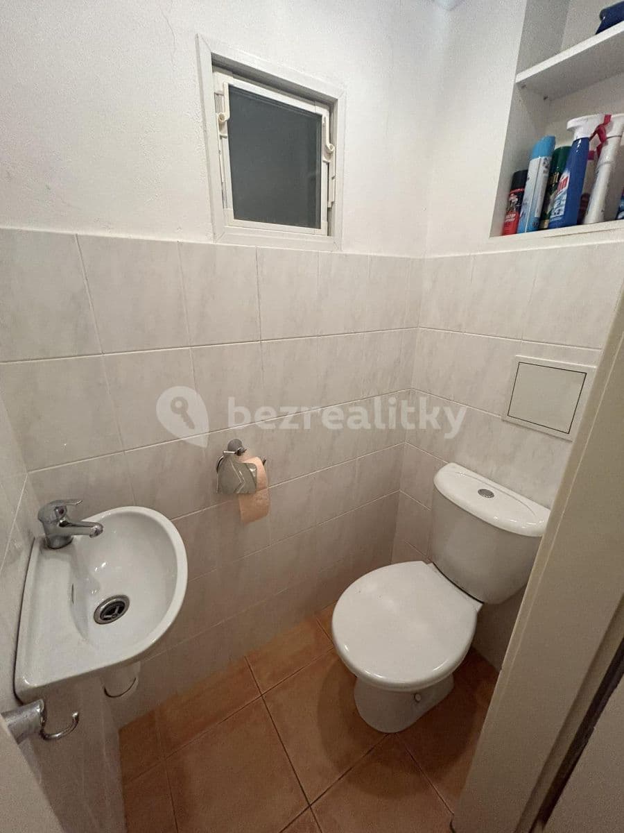 2 bedroom flat to rent, 82 m², Přemyslovská, Prague, Prague 2 bedroom flat to rent, 82 m², Přemyslovská, Prague, Prague