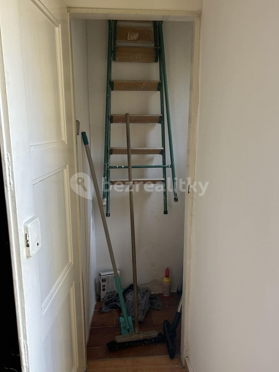 2 bedroom flat to rent, 82 m², Přemyslovská, Prague, Prague 2 bedroom flat to rent, 82 m², Přemyslovská, Prague, Prague