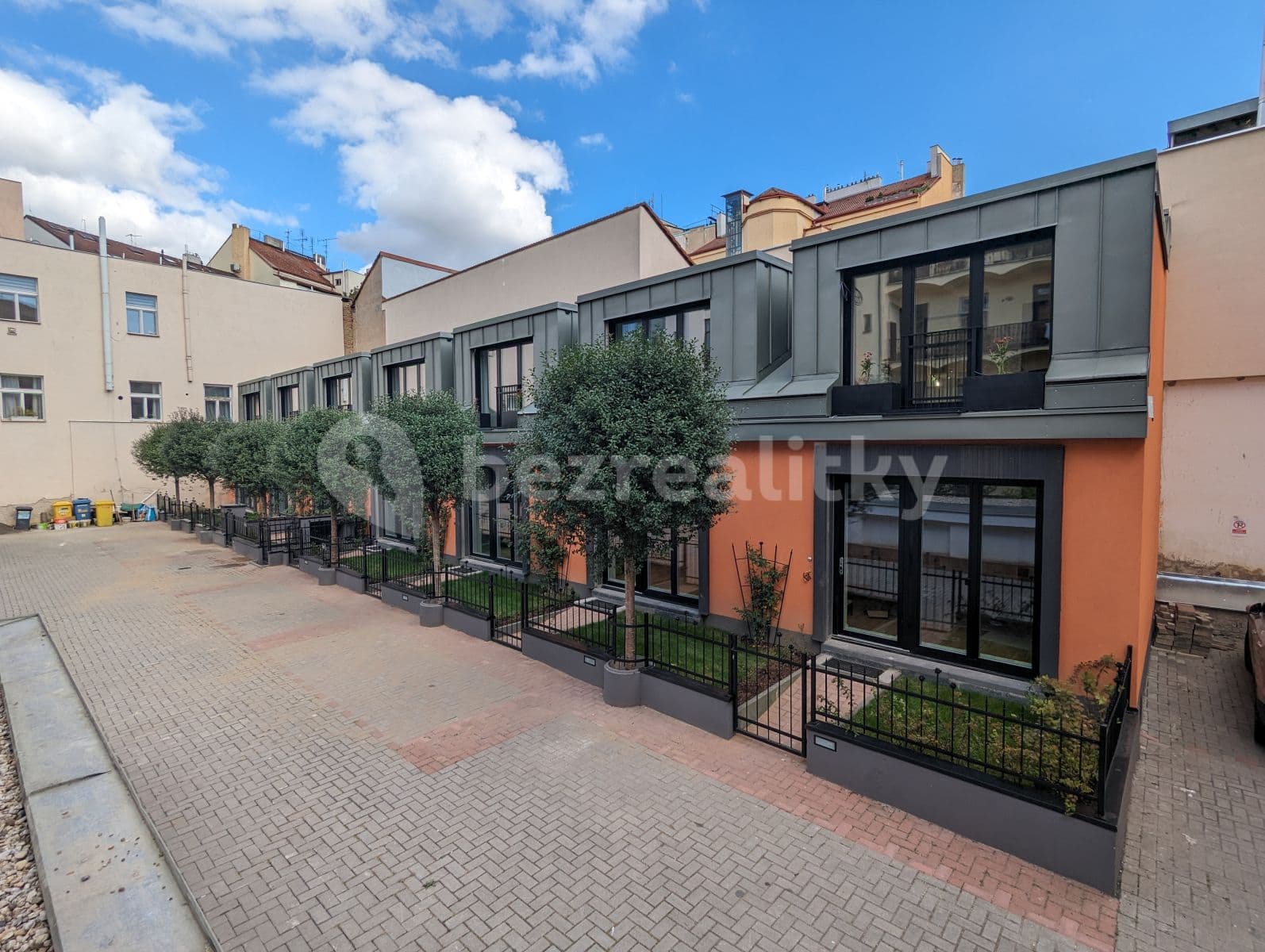 1 bedroom with open-plan kitchen flat to rent, 44 m², Jana Masaryka, Prague, Prague 1 bedroom with open-plan kitchen flat to rent, 44 m², Jana Masaryka, Prague, Prague