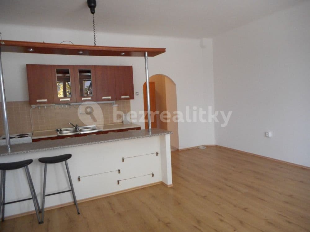 Studio flat to rent, 38 m², Školní, Prague, Prague Studio flat to rent, 38 m², Školní, Prague, Prague