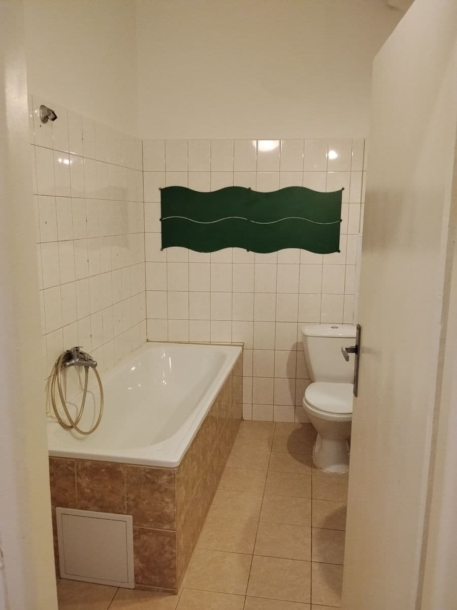 Studio flat to rent, 38 m², Školní, Prague, Prague Studio flat to rent, 38 m², Školní, Prague, Prague