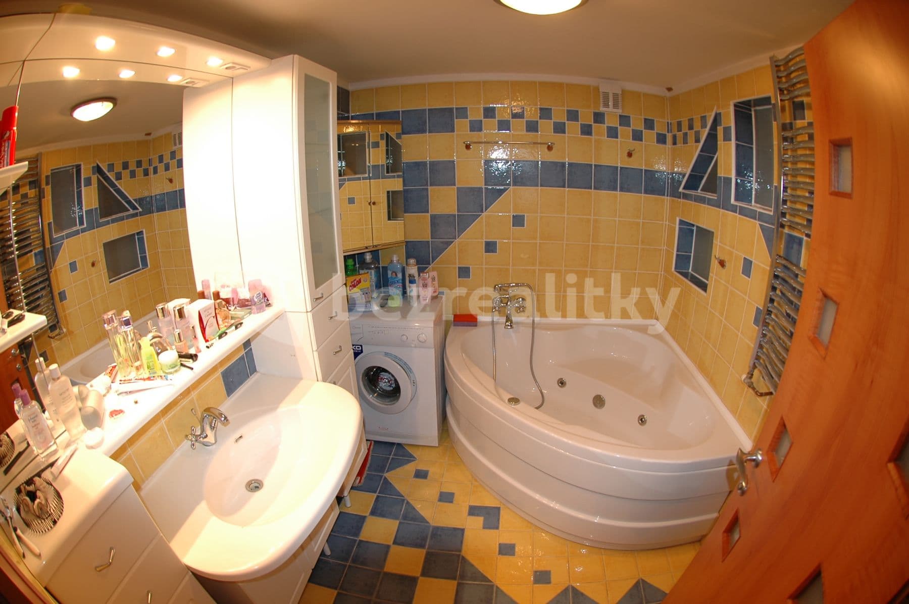 2 bedroom with open-plan kitchen flat to rent, 88 m², Ježkova, Prague, Prague 2 bedroom with open-plan kitchen flat to rent, 88 m², Ježkova, Prague, Prague