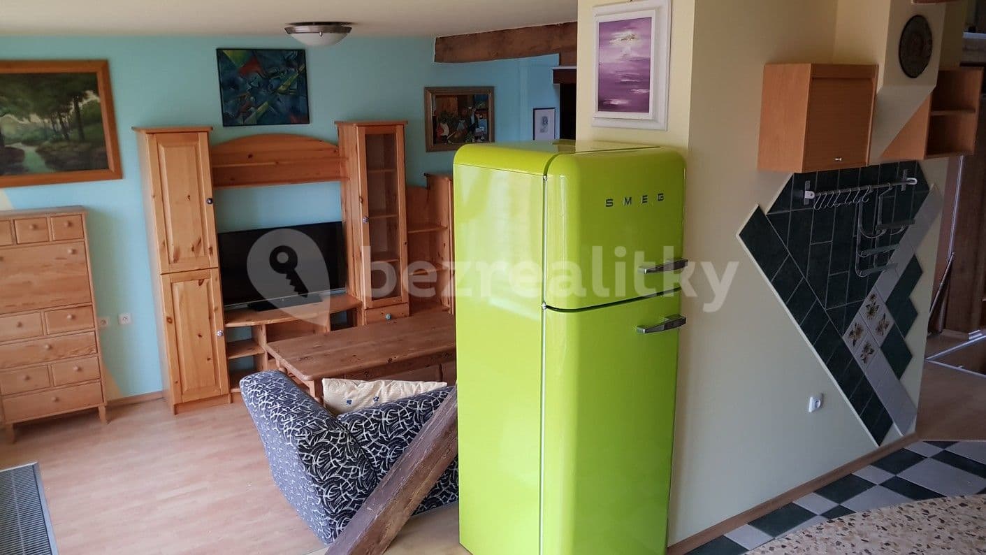 2 bedroom with open-plan kitchen flat to rent, 88 m², Ježkova, Prague, Prague 2 bedroom with open-plan kitchen flat to rent, 88 m², Ježkova, Prague, Prague