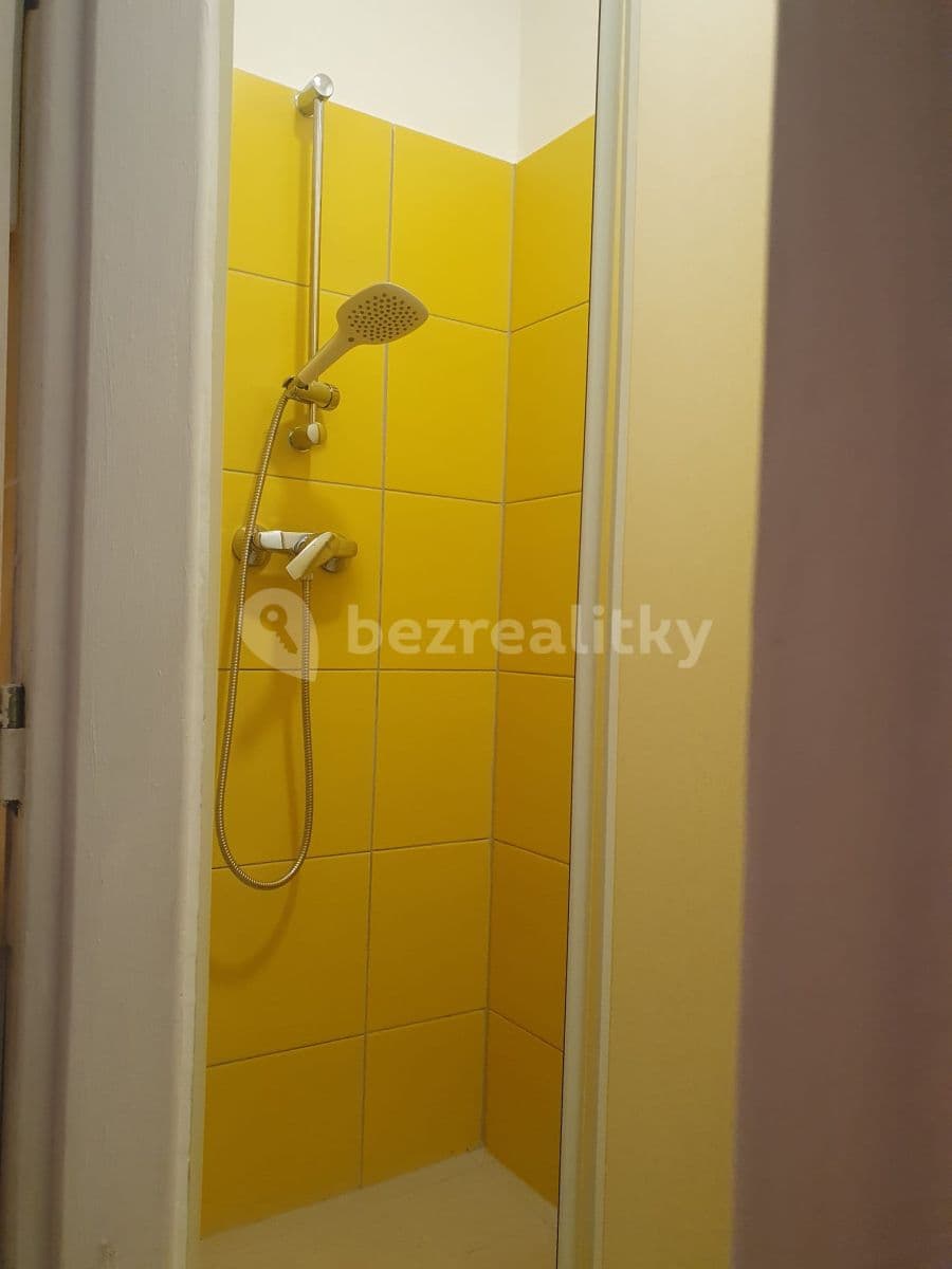2 bedroom flat to rent, 64 m², Kostnické náměstí, Prague, Prague 2 bedroom flat to rent, 64 m², Kostnické náměstí, Prague, Prague