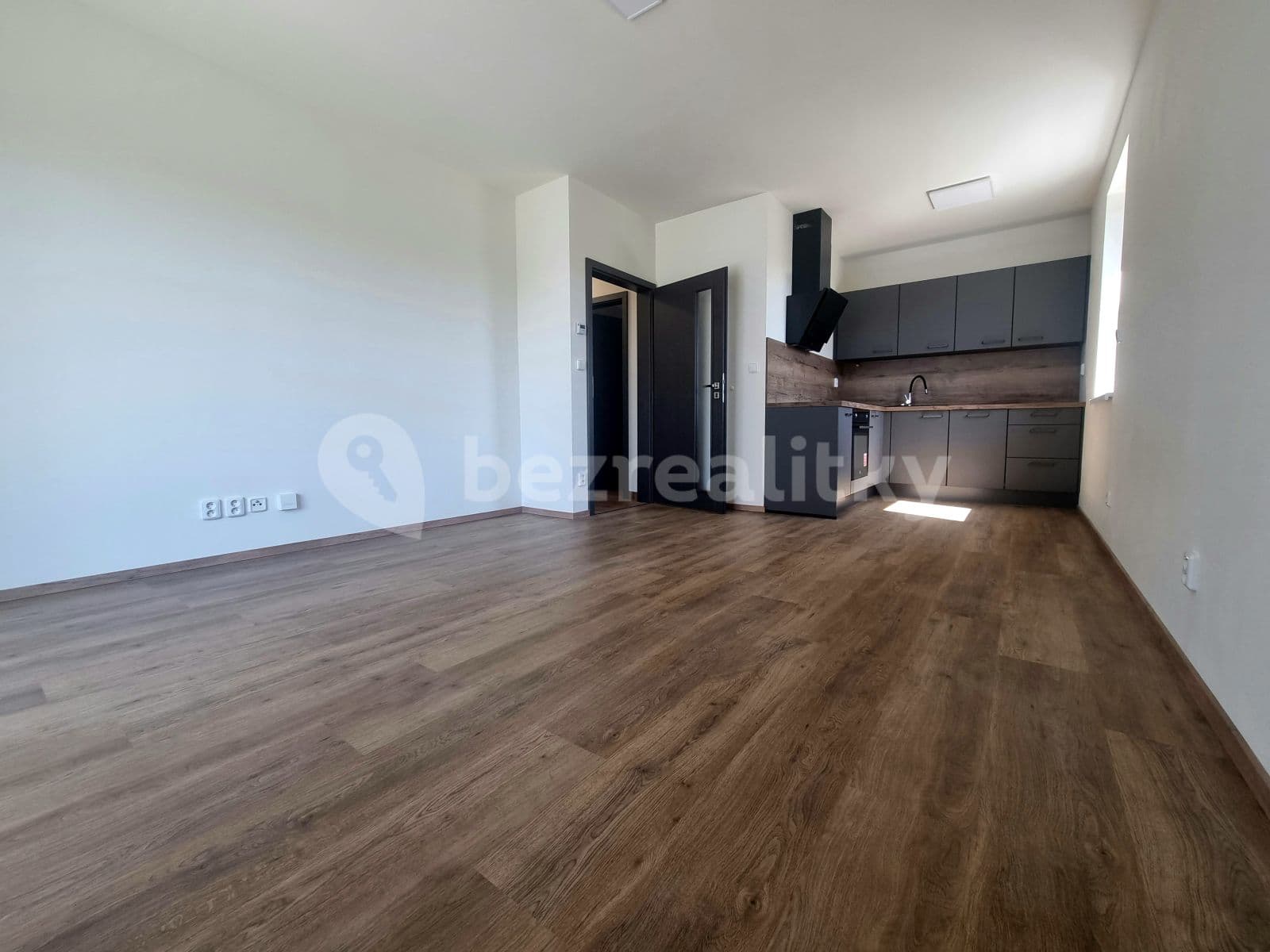 1 bedroom with open-plan kitchen flat to rent, 52 m², Zámečnická, Nymburk, Středočeský Region 1 bedroom with open-plan kitchen flat to rent, 52 m², Zámečnická, Nymburk, Středočeský Region