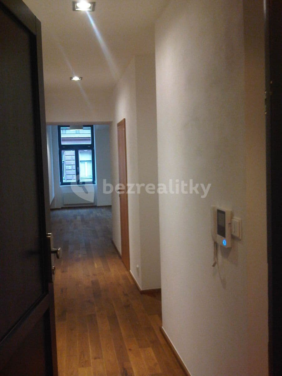 1 bedroom with open-plan kitchen flat to rent, 55 m², U Studánky, Prague, Prague 1 bedroom with open-plan kitchen flat to rent, 55 m², U Studánky, Prague, Prague