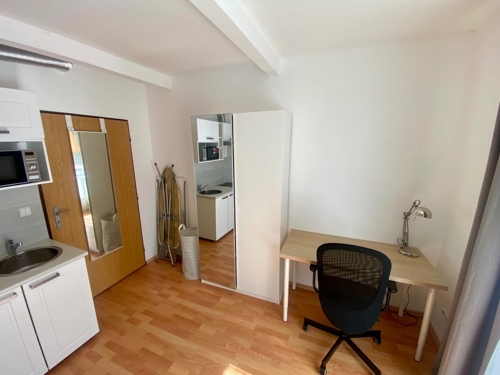 Studio flat to rent, 20 m², Buštěhradská, Prague, Prague Studio flat to rent, 20 m², Buštěhradská, Prague, Prague