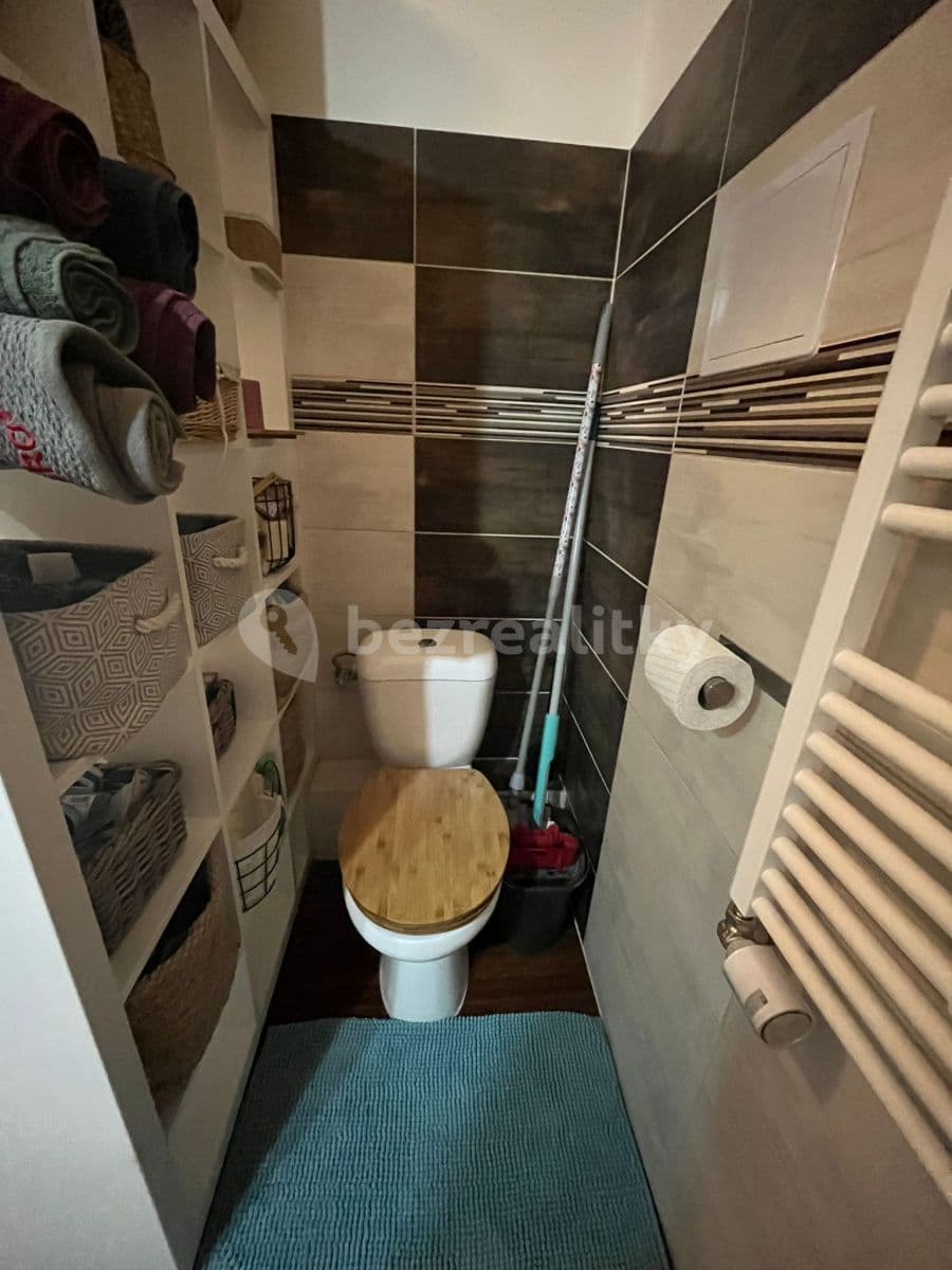 1 bedroom with open-plan kitchen flat to rent, 71 m², Stará, Brno, Jihomoravský Region 1 bedroom with open-plan kitchen flat to rent, 71 m², Stará, Brno, Jihomoravský Region