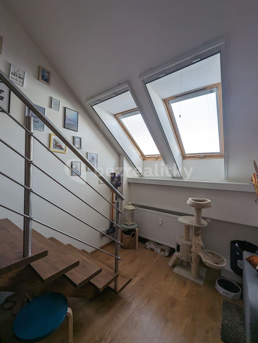 1 bedroom with open-plan kitchen flat to rent, 71 m², Stará, Brno, Jihomoravský Region 1 bedroom with open-plan kitchen flat to rent, 71 m², Stará, Brno, Jihomoravský Region