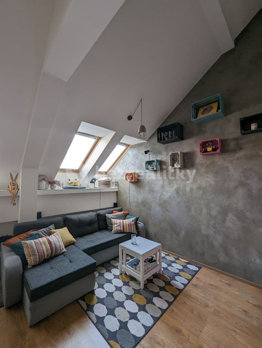 1 bedroom with open-plan kitchen flat to rent, 71 m², Stará, Brno, Jihomoravský Region 1 bedroom with open-plan kitchen flat to rent, 71 m², Stará, Brno, Jihomoravský Region