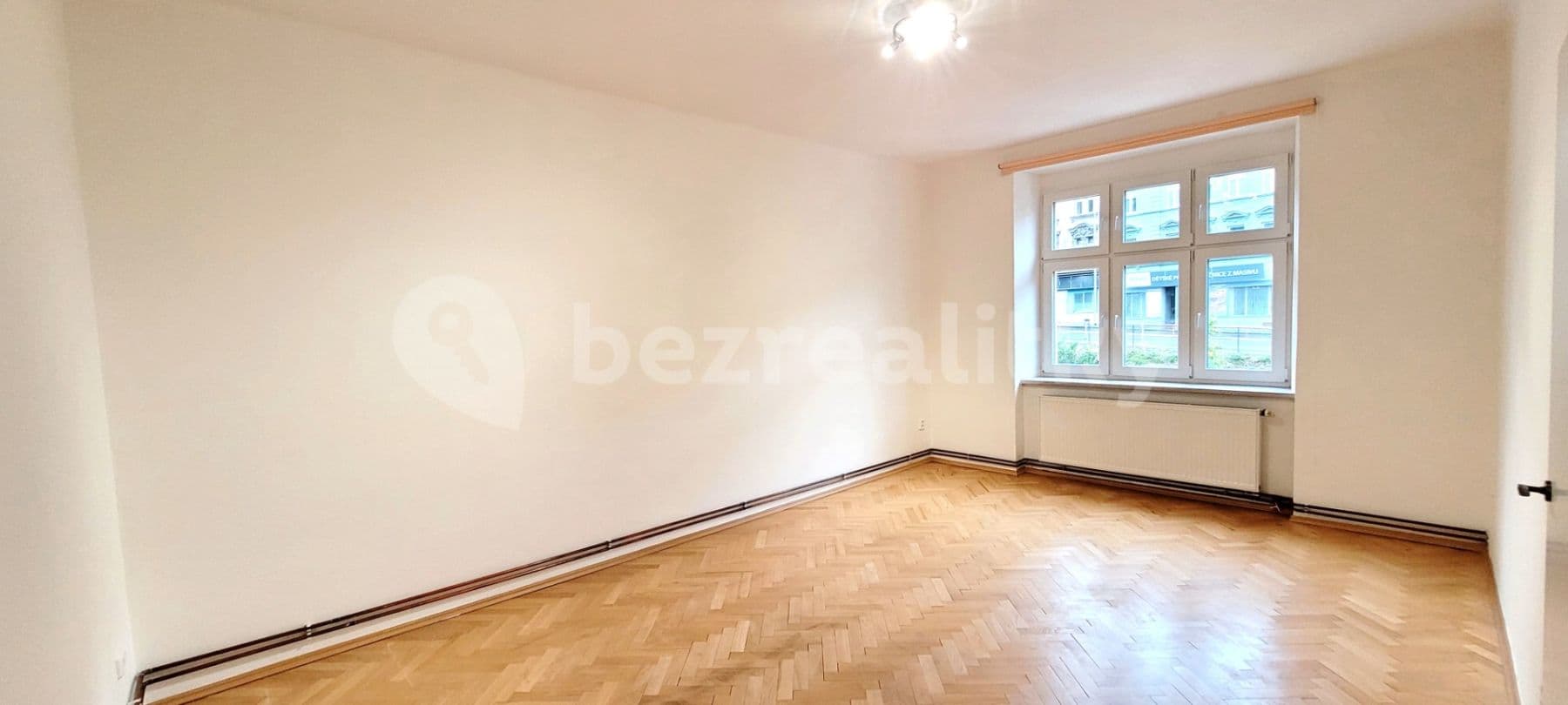 2 bedroom with open-plan kitchen flat to rent, 102 m², Starokošířská, Prague, Prague 2 bedroom with open-plan kitchen flat to rent, 102 m², Starokošířská, Prague, Prague