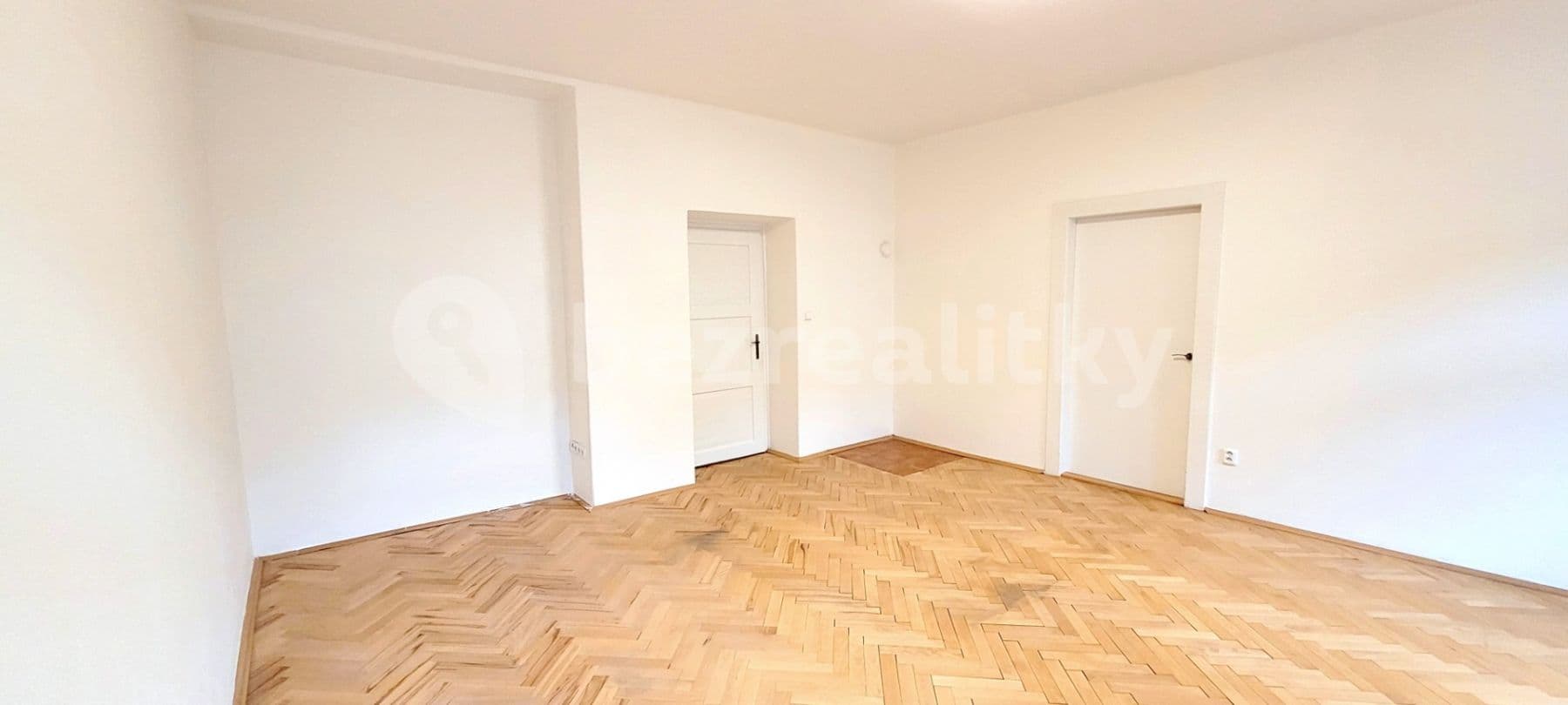 2 bedroom with open-plan kitchen flat to rent, 102 m², Starokošířská, Prague, Prague 2 bedroom with open-plan kitchen flat to rent, 102 m², Starokošířská, Prague, Prague
