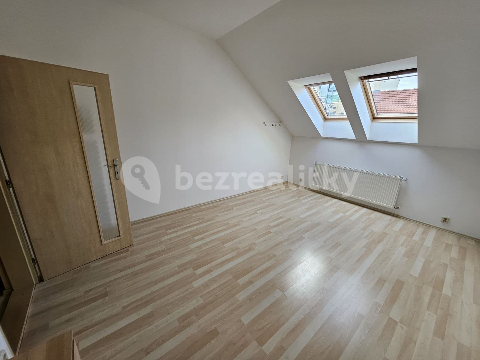 3 bedroom with open-plan kitchen flat to rent, 130 m², Jungmannova, Brno, Jihomoravský Region 3 bedroom with open-plan kitchen flat to rent, 130 m², Jungmannova, Brno, Jihomoravský Region