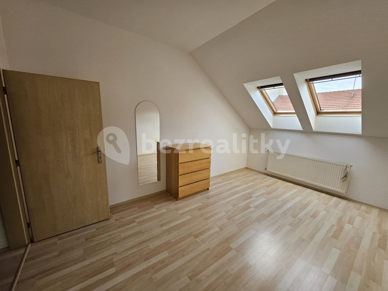 3 bedroom with open-plan kitchen flat to rent, 130 m², Jungmannova, Brno, Jihomoravský Region 3 bedroom with open-plan kitchen flat to rent, 130 m², Jungmannova, Brno, Jihomoravský Region