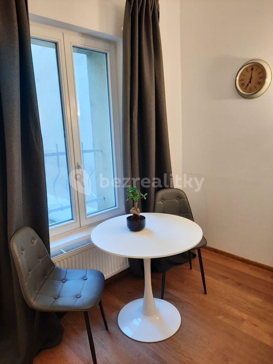 Studio flat to rent, 33 m², Salmovská, Prague, Prague Studio flat to rent, 33 m², Salmovská, Prague, Prague