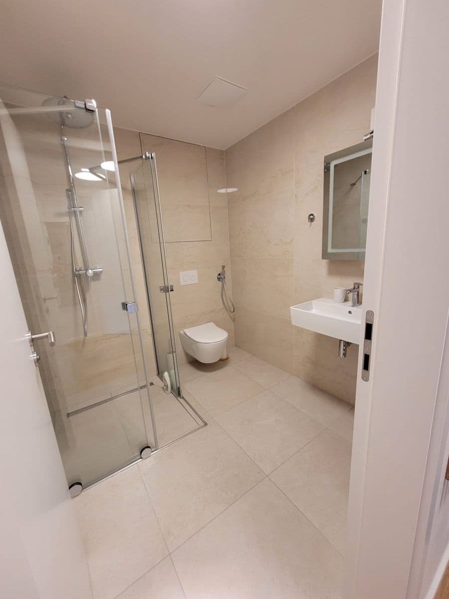 Studio flat for sale, 65 m², Lipno nad Vltavou, Jihočeský Region Studio flat for sale, 65 m², Lipno nad Vltavou, Jihočeský Region