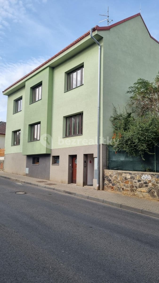 1 bedroom with open-plan kitchen flat to rent, 38 m², Kokořínská, Prague, Prague 1 bedroom with open-plan kitchen flat to rent, 38 m², Kokořínská, Prague, Prague