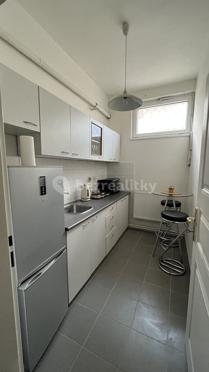 flat to rent, 80 m², Cetyňská, Prague, Prague flat to rent, 80 m², Cetyňská, Prague, Prague