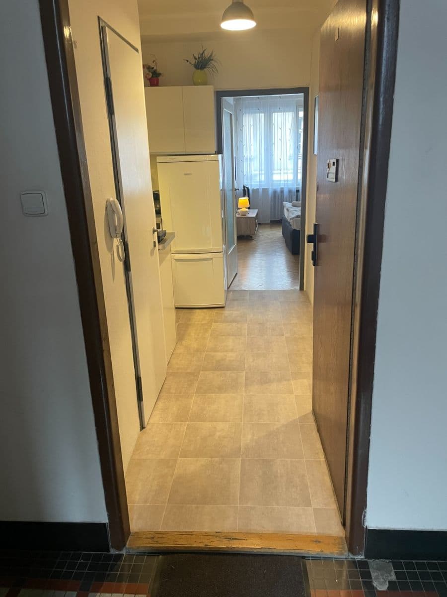 Studio flat to rent, 1 m², Dlouhá, Prague, Prague Studio flat to rent, 1 m², Dlouhá, Prague, Prague