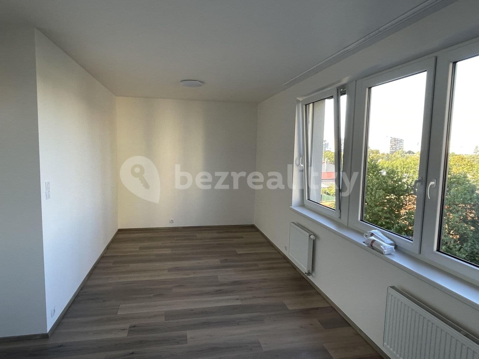 Studio flat to rent, 38 m², Ve Lhotce, Prague, Prague Studio flat to rent, 38 m², Ve Lhotce, Prague, Prague