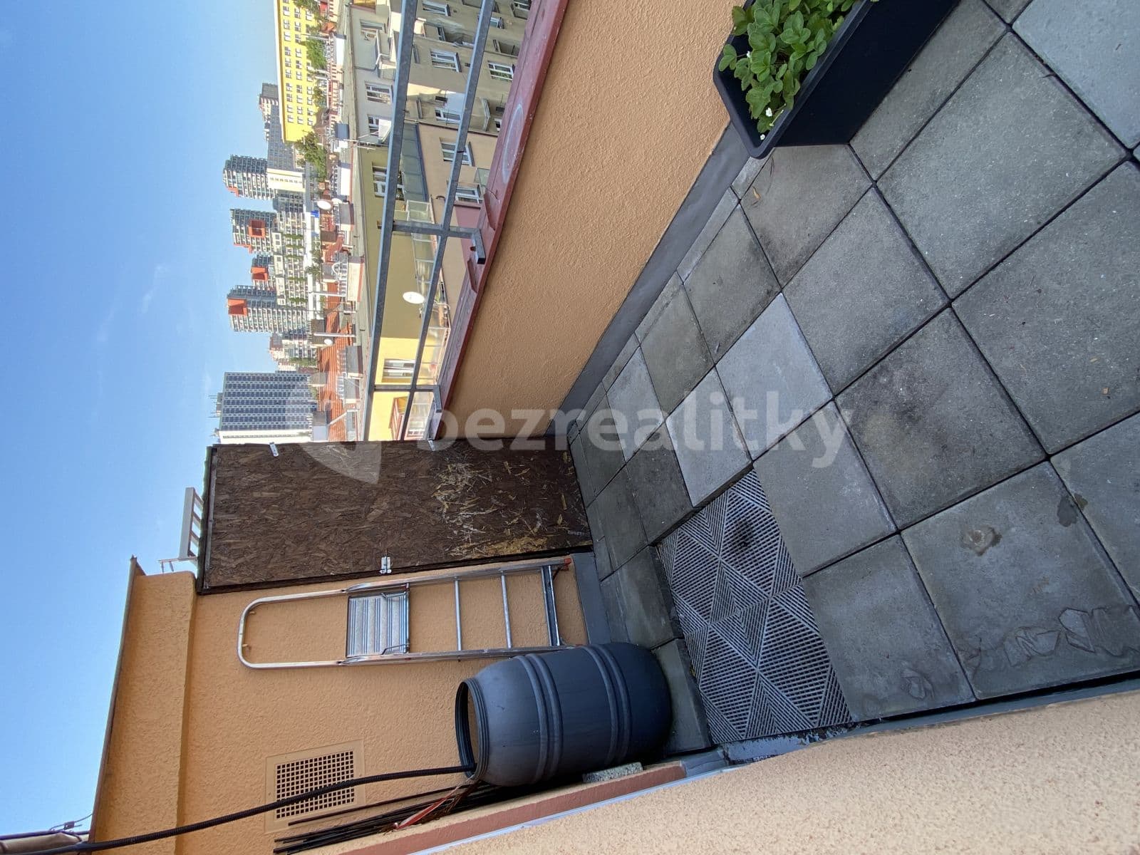 2 bedroom flat to rent, 56 m², Černokostelecká, Prague, Prague 2 bedroom flat to rent, 56 m², Černokostelecká, Prague, Prague