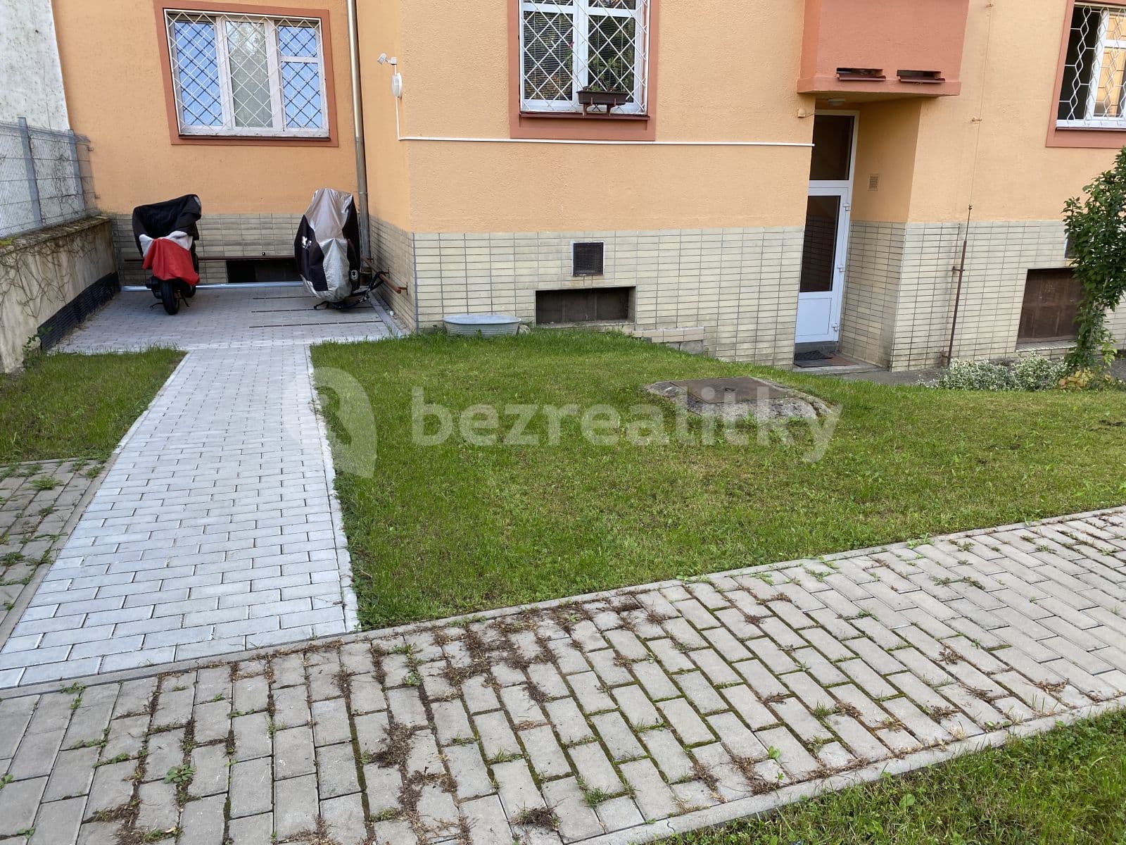 2 bedroom flat to rent, 56 m², Černokostelecká, Prague, Prague 2 bedroom flat to rent, 56 m², Černokostelecká, Prague, Prague