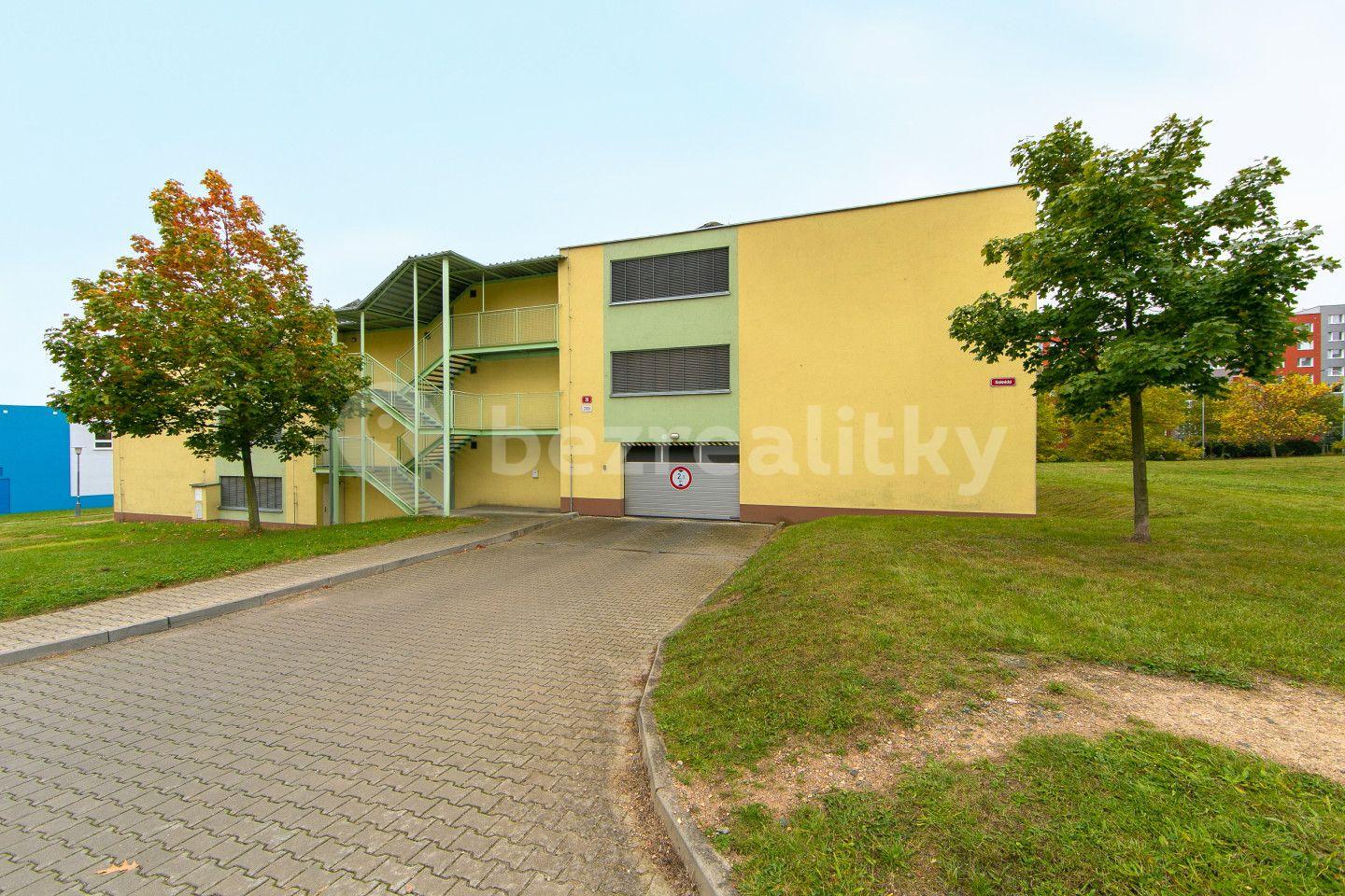 garage for sale, 1,099 m², Kralovická, Plzeň, Plzeňský Region