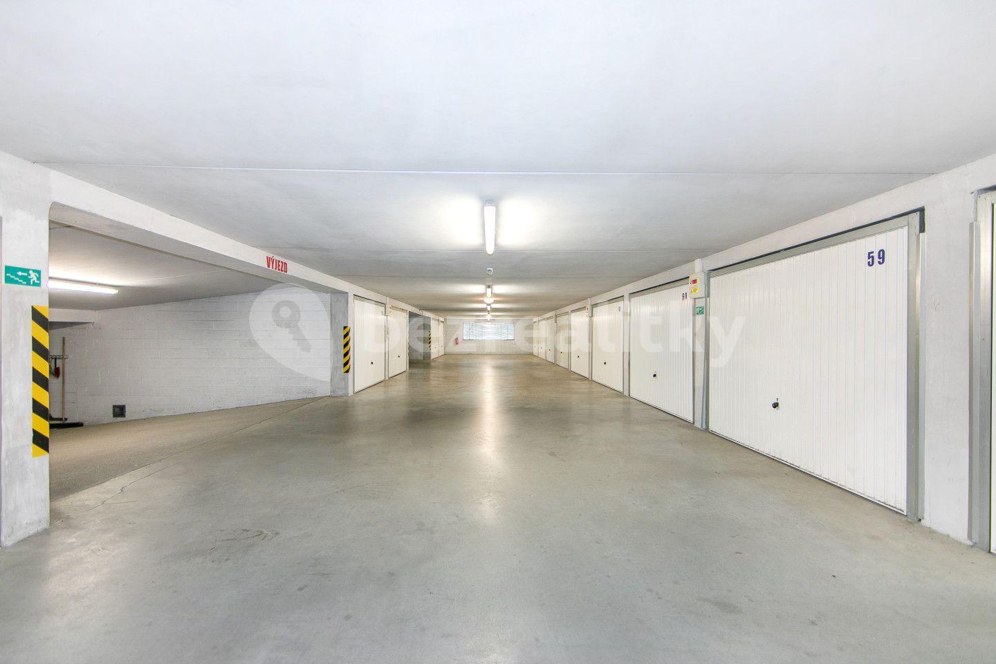garage for sale, 1,099 m², Kralovická, Plzeň, Plzeňský Region