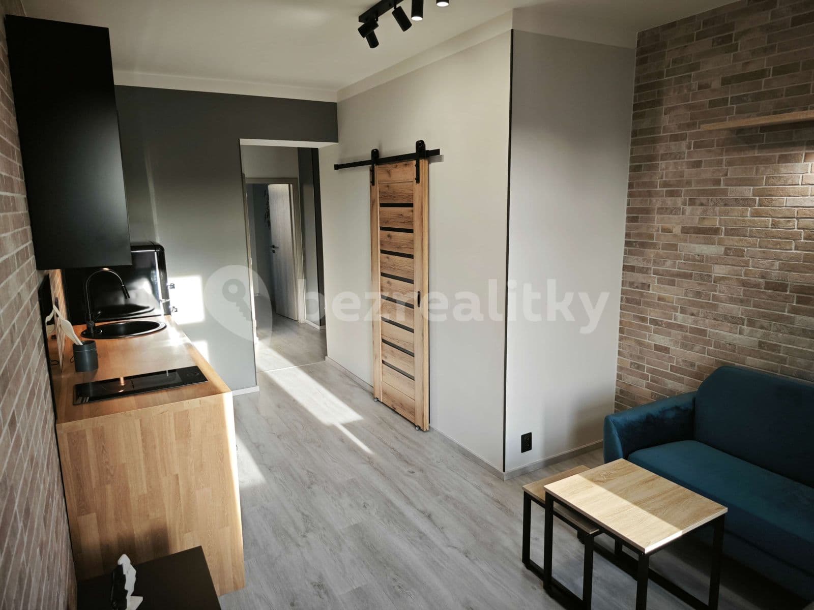 1 bedroom with open-plan kitchen flat to rent, 33 m², Turnovská, Prague, Prague 1 bedroom with open-plan kitchen flat to rent, 33 m², Turnovská, Prague, Prague