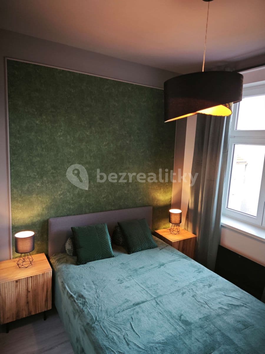 1 bedroom with open-plan kitchen flat to rent, 33 m², Turnovská, Prague, Prague 1 bedroom with open-plan kitchen flat to rent, 33 m², Turnovská, Prague, Prague
