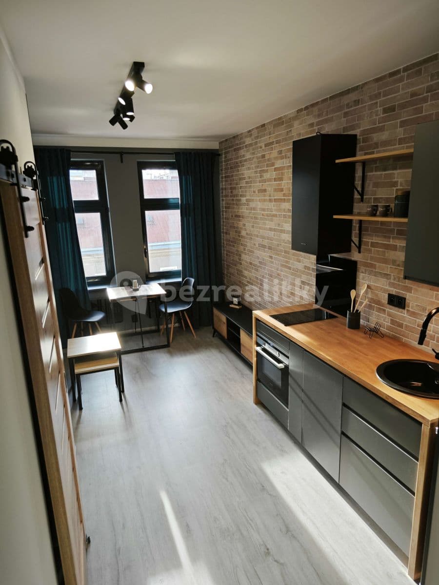 1 bedroom with open-plan kitchen flat to rent, 33 m², Turnovská, Prague, Prague 1 bedroom with open-plan kitchen flat to rent, 33 m², Turnovská, Prague, Prague