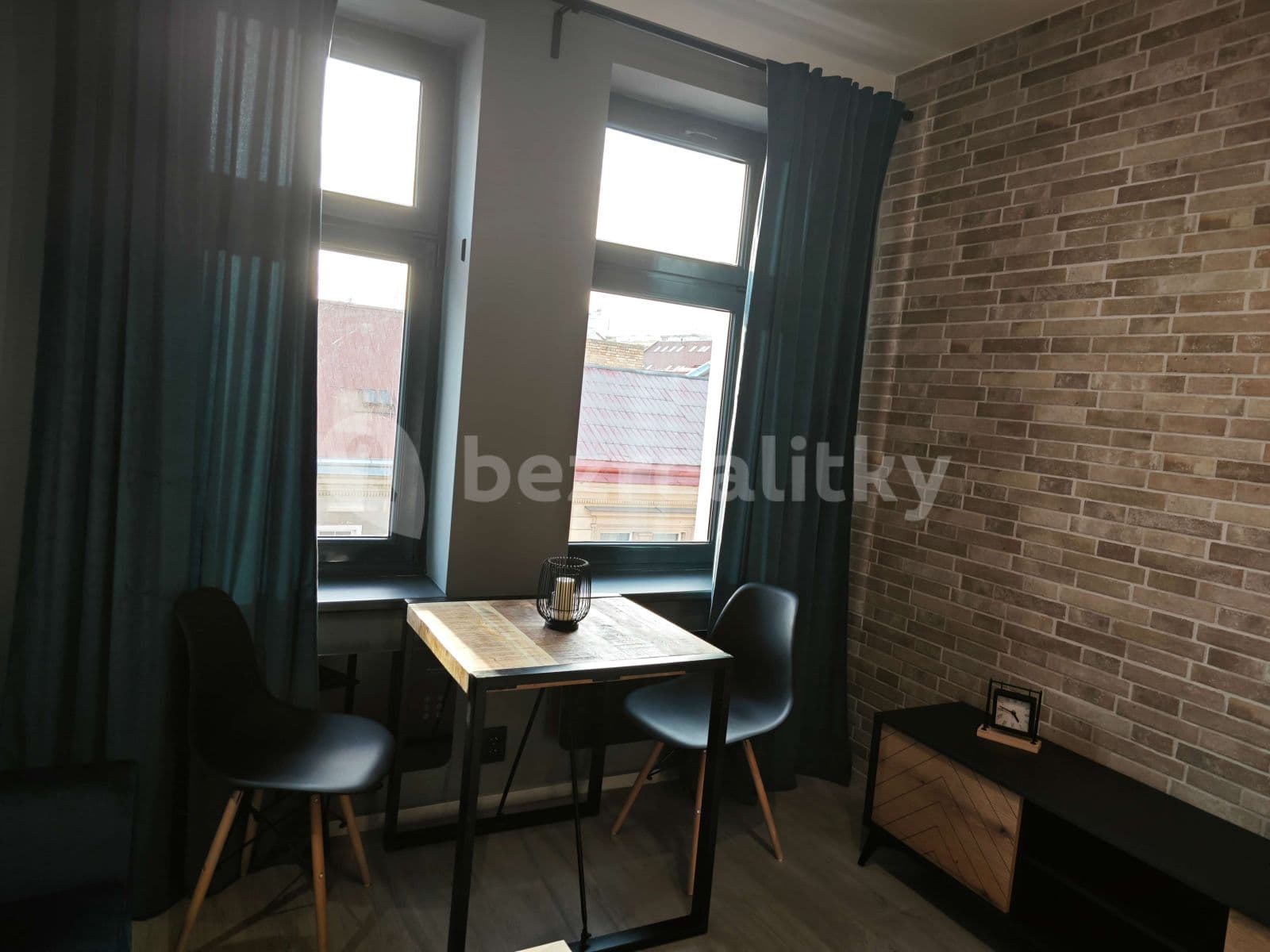 1 bedroom with open-plan kitchen flat to rent, 33 m², Turnovská, Prague, Prague 1 bedroom with open-plan kitchen flat to rent, 33 m², Turnovská, Prague, Prague