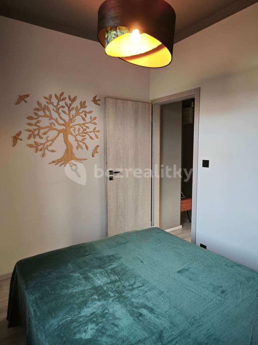 1 bedroom with open-plan kitchen flat to rent, 33 m², Turnovská, Prague, Prague 1 bedroom with open-plan kitchen flat to rent, 33 m², Turnovská, Prague, Prague