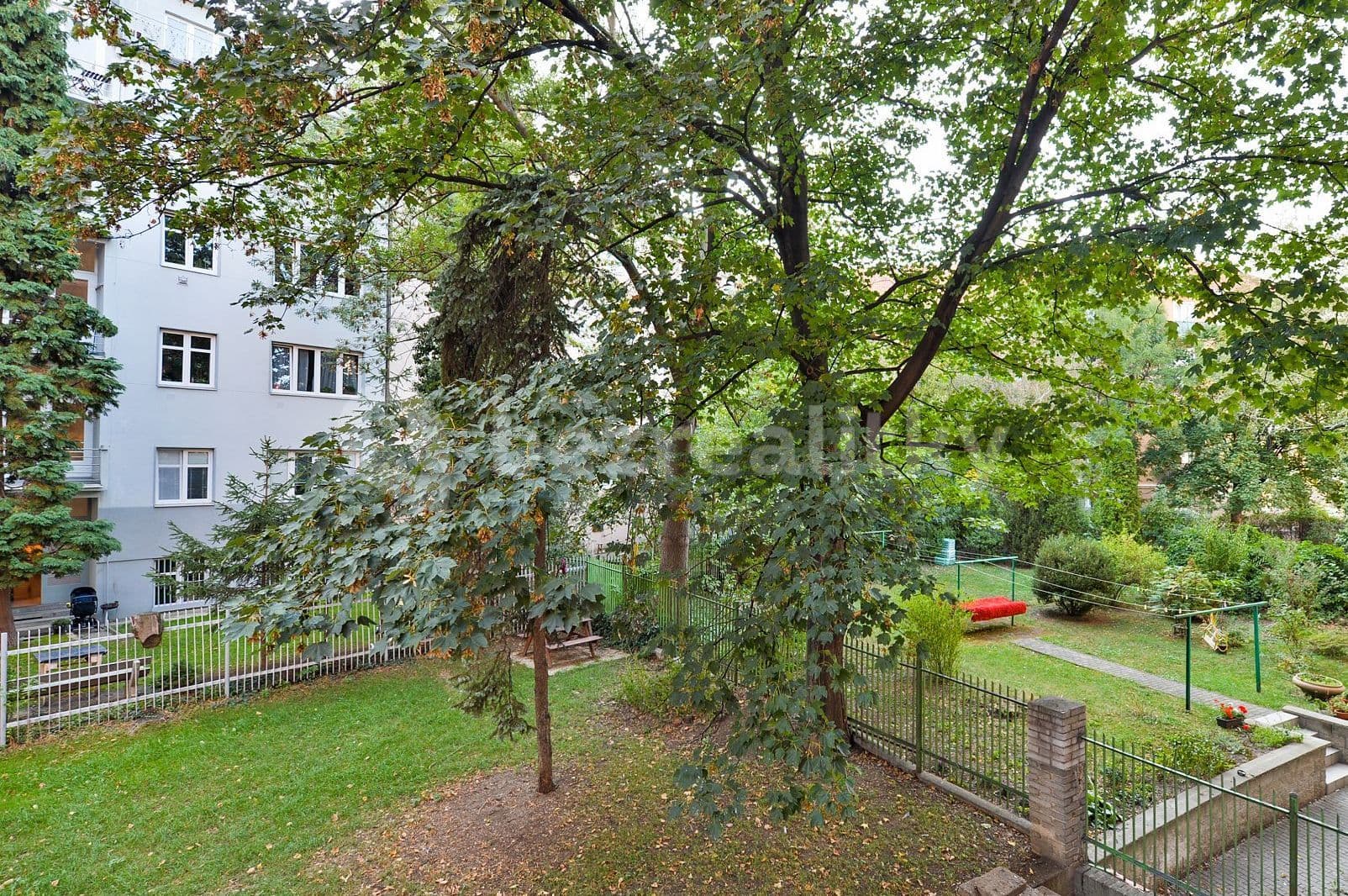 1 bedroom with open-plan kitchen flat to rent, 55 m², Na Jezerce, Prague, Prague 1 bedroom with open-plan kitchen flat to rent, 55 m², Na Jezerce, Prague, Prague