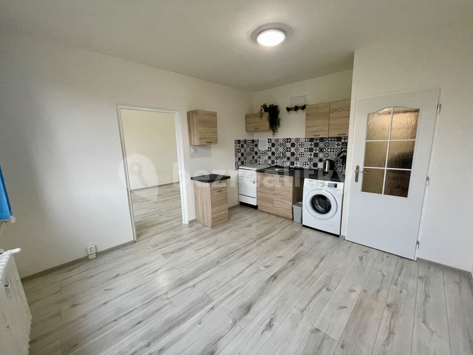 1 bedroom flat to rent, 38 m², Pod Parkem, Ústí nad Labem, Ústecký Region 1 bedroom flat to rent, 38 m², Pod Parkem, Ústí nad Labem, Ústecký Region