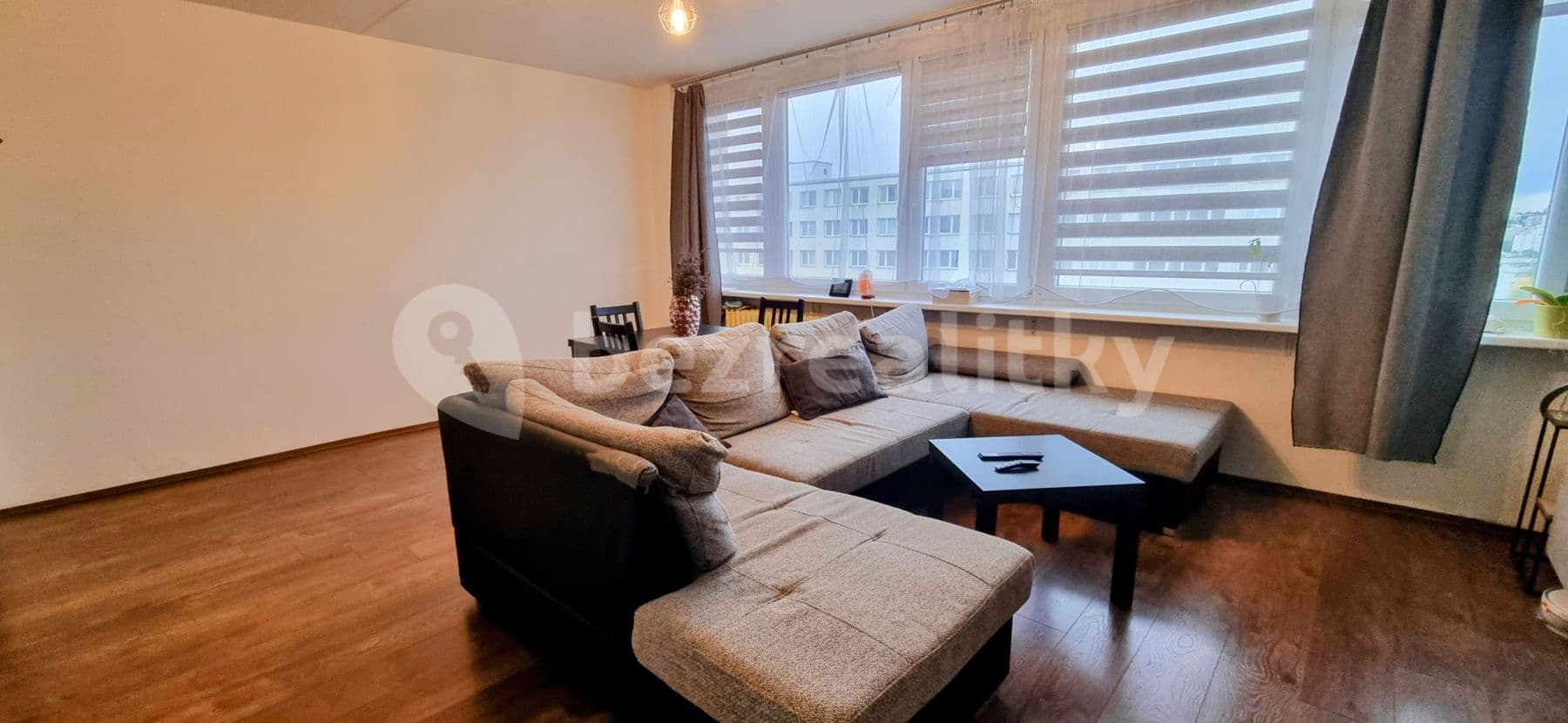 2 bedroom with open-plan kitchen flat to rent, 68 m², Jetelová, Prague, Prague 2 bedroom with open-plan kitchen flat to rent, 68 m², Jetelová, Prague, Prague