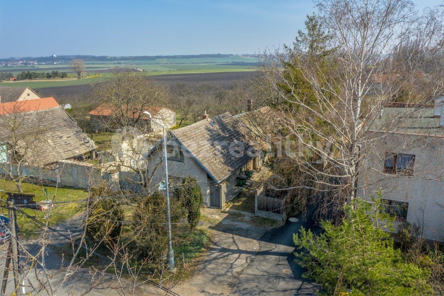 house for sale, 129 m², Vlkov pod Oškobrhem, Středočeský Region