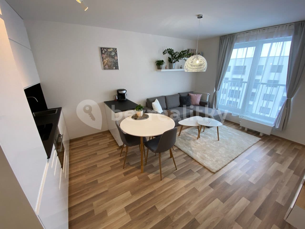 1 bedroom with open-plan kitchen flat to rent, 49 m², Karla Guta, Prague, Prague 1 bedroom with open-plan kitchen flat to rent, 49 m², Karla Guta, Prague, Prague
