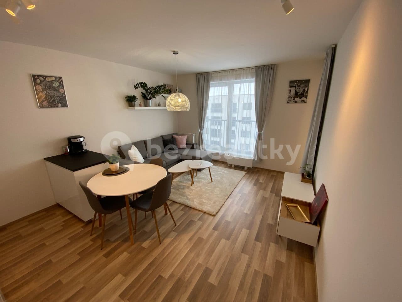 1 bedroom with open-plan kitchen flat to rent, 49 m², Karla Guta, Prague, Prague 1 bedroom with open-plan kitchen flat to rent, 49 m², Karla Guta, Prague, Prague