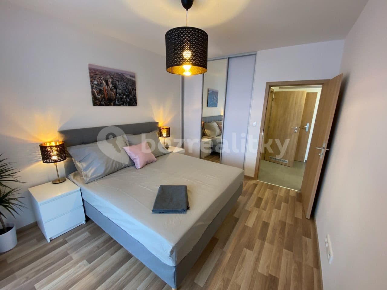 1 bedroom with open-plan kitchen flat to rent, 49 m², Karla Guta, Prague, Prague 1 bedroom with open-plan kitchen flat to rent, 49 m², Karla Guta, Prague, Prague