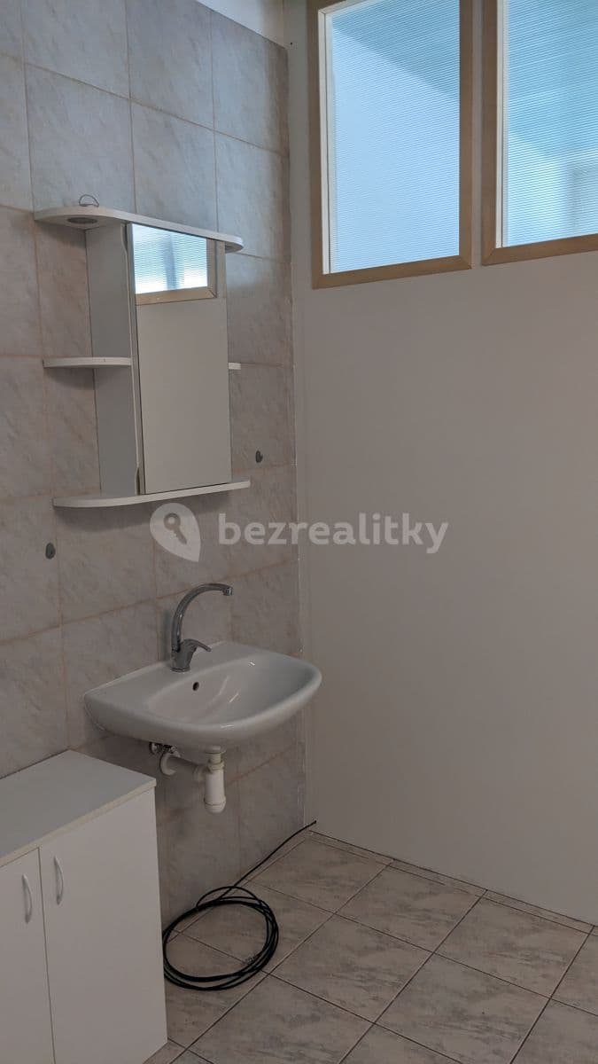 office to rent, 34 m², Ant. Barcala, České Budějovice, Jihočeský Region office to rent, 34 m², Ant. Barcala, České Budějovice, Jihočeský Region