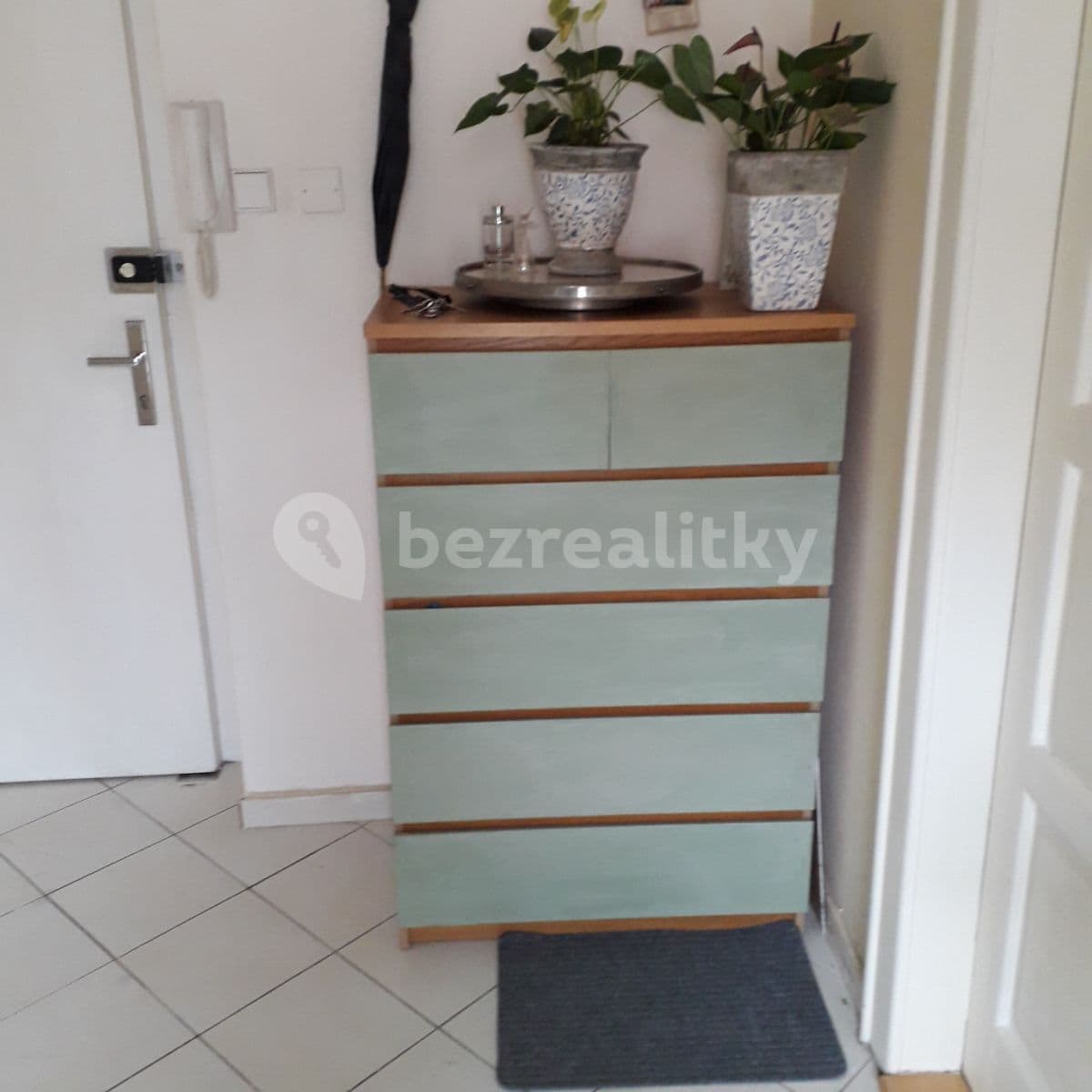 1 bedroom with open-plan kitchen flat to rent, 62 m², Prague, Prague 1 bedroom with open-plan kitchen flat to rent, 62 m², Prague, Prague