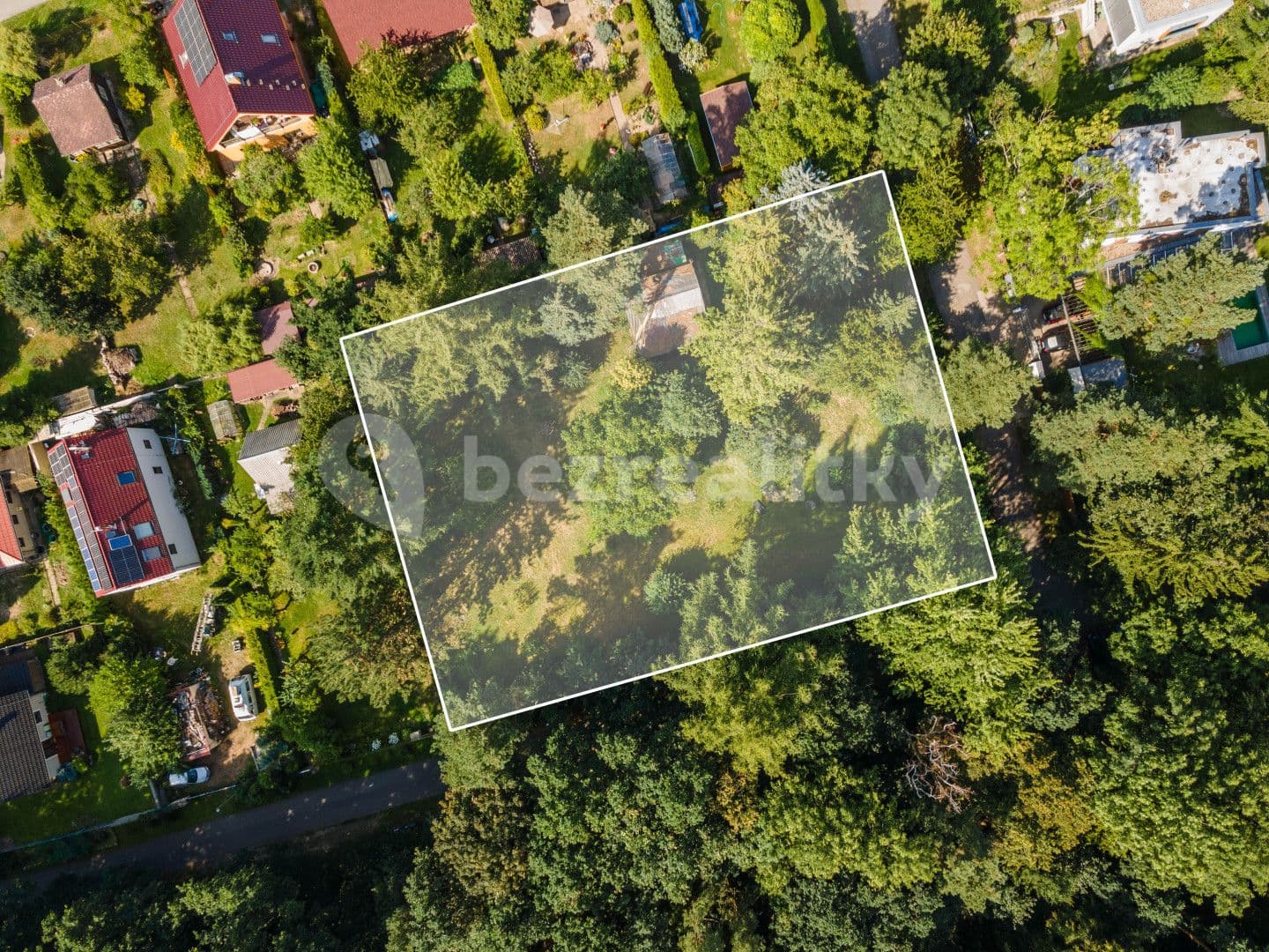 plot for sale, 1,000 m², V cestkách, Prague, Prague