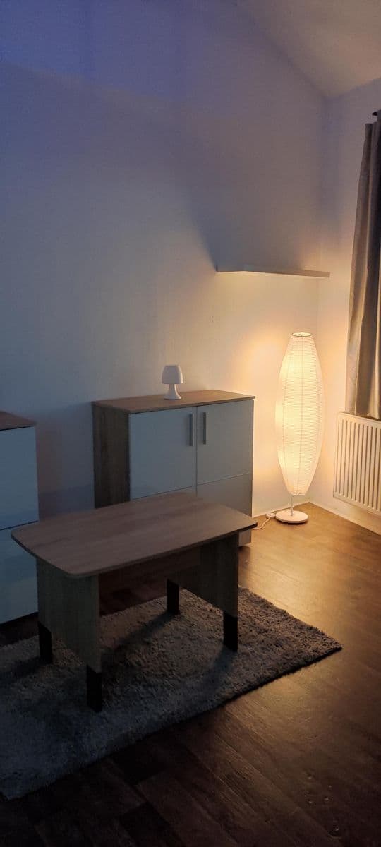 Studio flat to rent, 30 m², Slunečná, Sulice, Středočeský Region Studio flat to rent, 30 m², Slunečná, Sulice, Středočeský Region