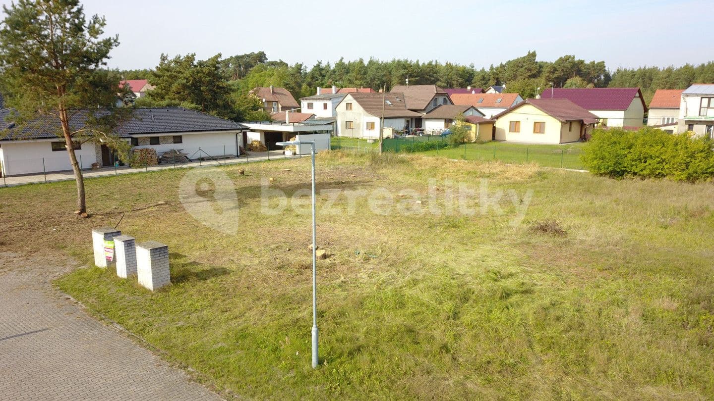 plot for sale, 924 m², V průhonu, Zvěřínek, Středočeský Region